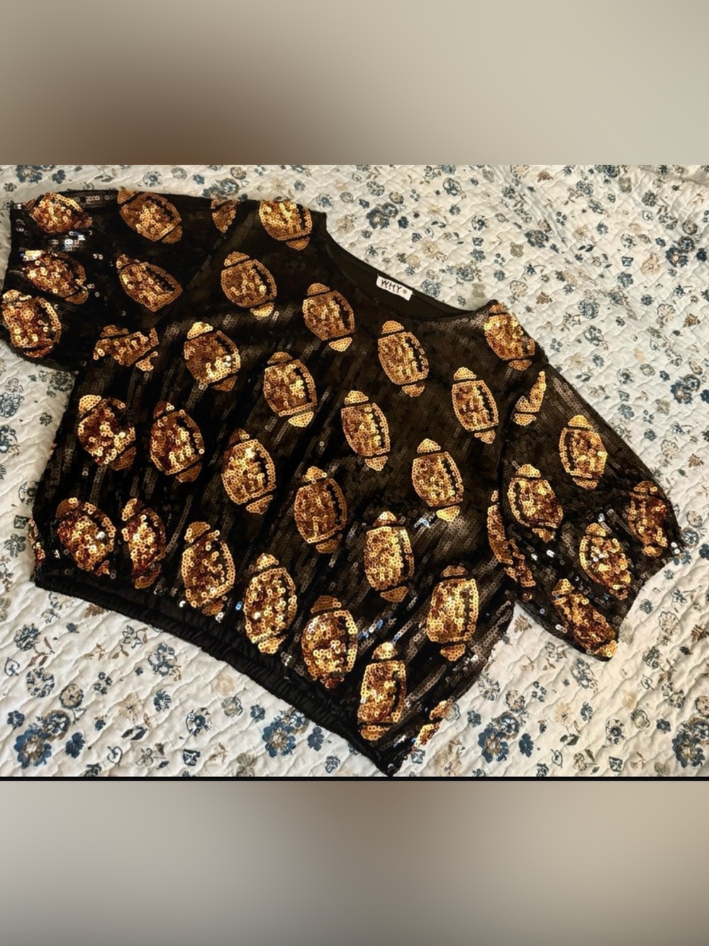 Black and Gold Sequin football top. Size Medium. Perfect for Saints fan